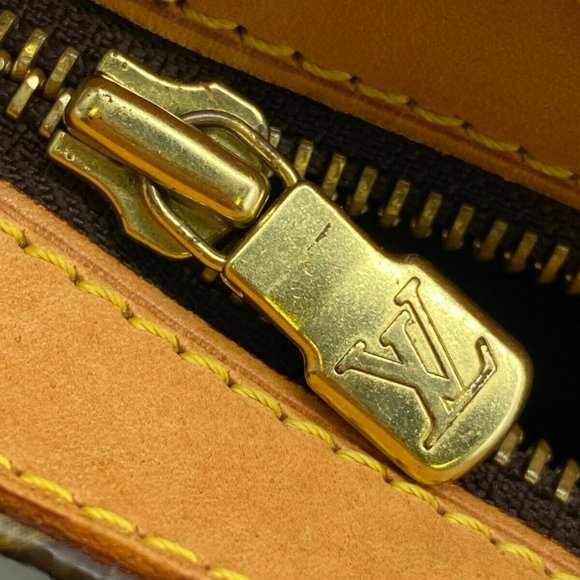 Auth Louis Vuitton Monogram Drouot Shoulder bag - Picture 8 of 10